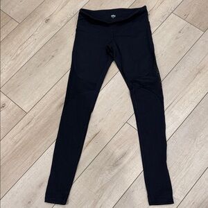 ALO Yoga Black Leggings limited edition with mesh accents